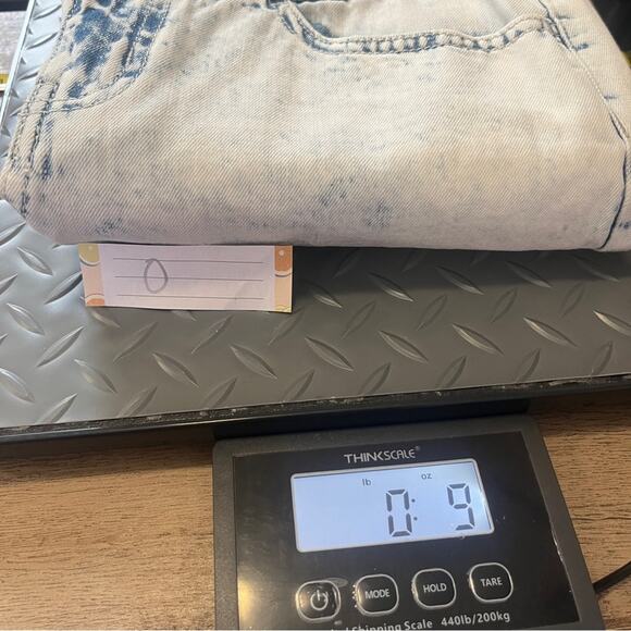 SO High Rise Vintage Stretch Mom Jeans Juniors Size 5 Light Acid Wash Taper Leg - Picture 10 of 10